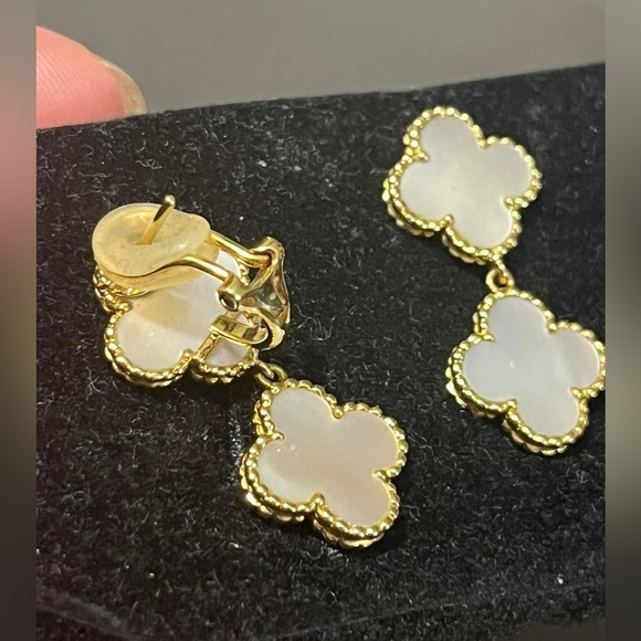 French Back Drop earring - Picture 3 of 5